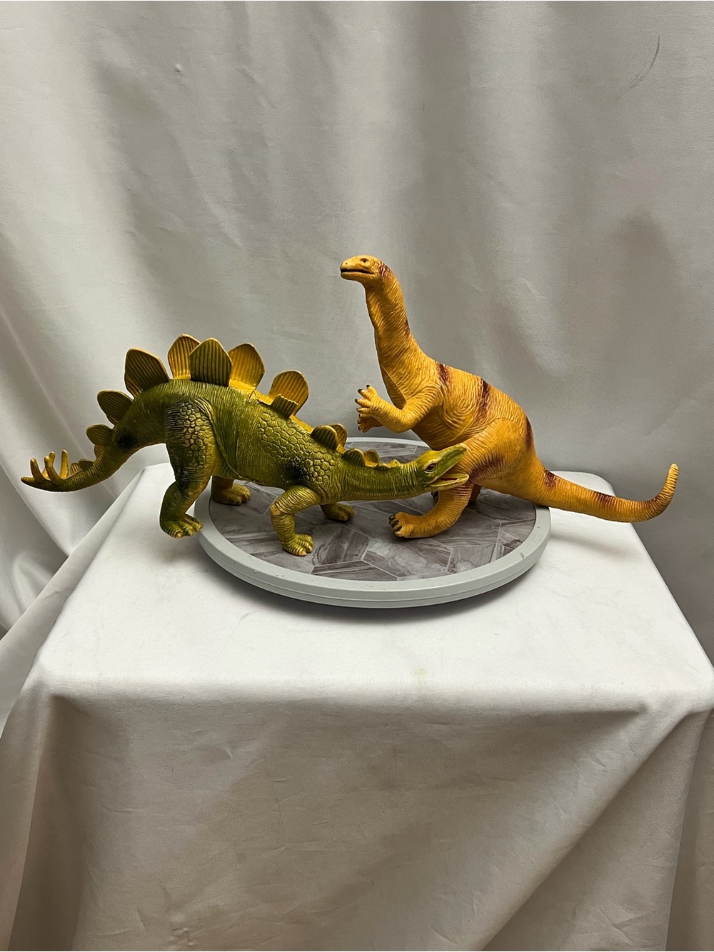 Lot of 2 Large Dinosaur Figures Stegosaurus & Brachiosaurus Toy Figures